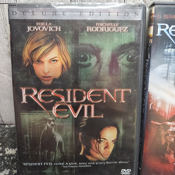 Resident Evil DVD Lot of 2 Movies (Resident Evil/Resident Evil: Apocalypse) - Picture 7 of 7